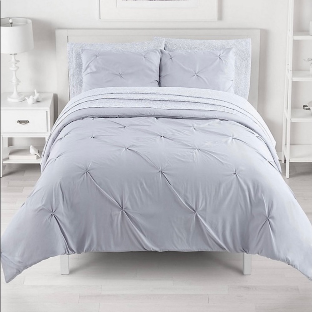 New Gray The Big One Pinch Pleat Comforter Queen Size